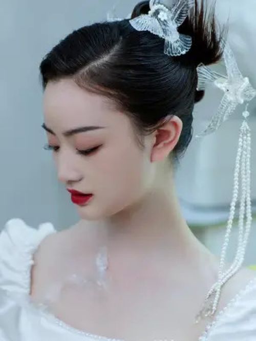 新中式造型看这是什么鸟 石家庄学化妆 零基础学化妆 新娘跟妆