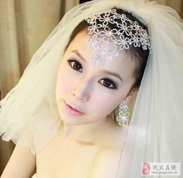 巩义新娘跟妆,婚纱礼服出租,定做