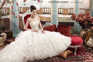 超详细的新娘跟妆流程和注意事项